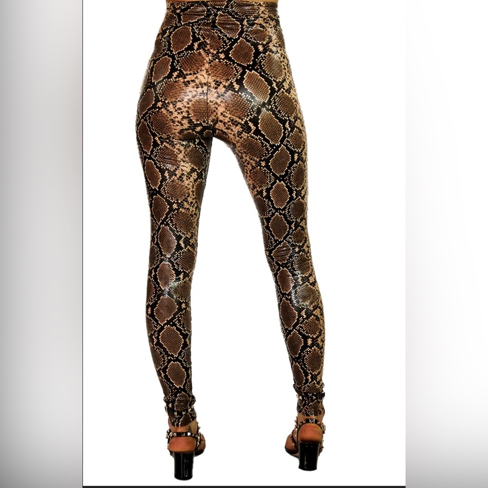 NWT L Commando Faux Leather Animal Print Legging in Tawny Python 🐍